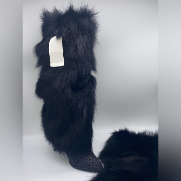 100% Fur Boot Covers - Picture 4 of 5